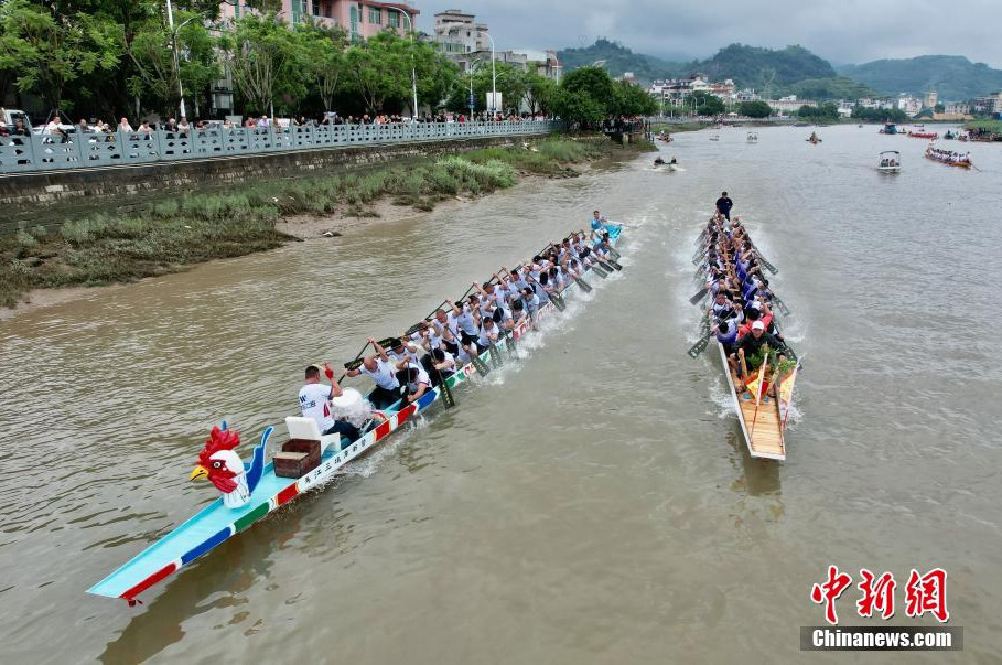 【图片故事】福建福州：无龙舟 不端午